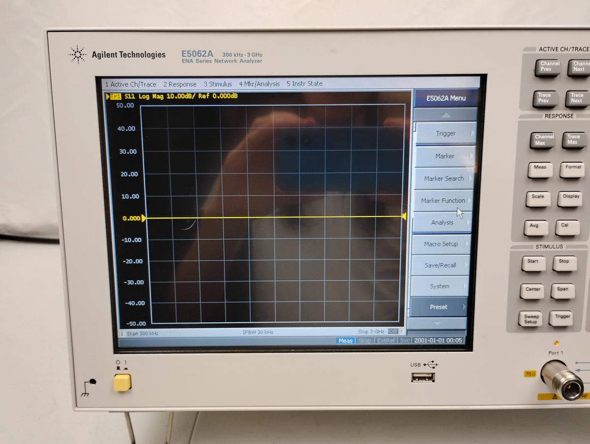 Agilent E5062A ENA Series Network Analyzer 300kHz-3GHz | Options: 015 & 275