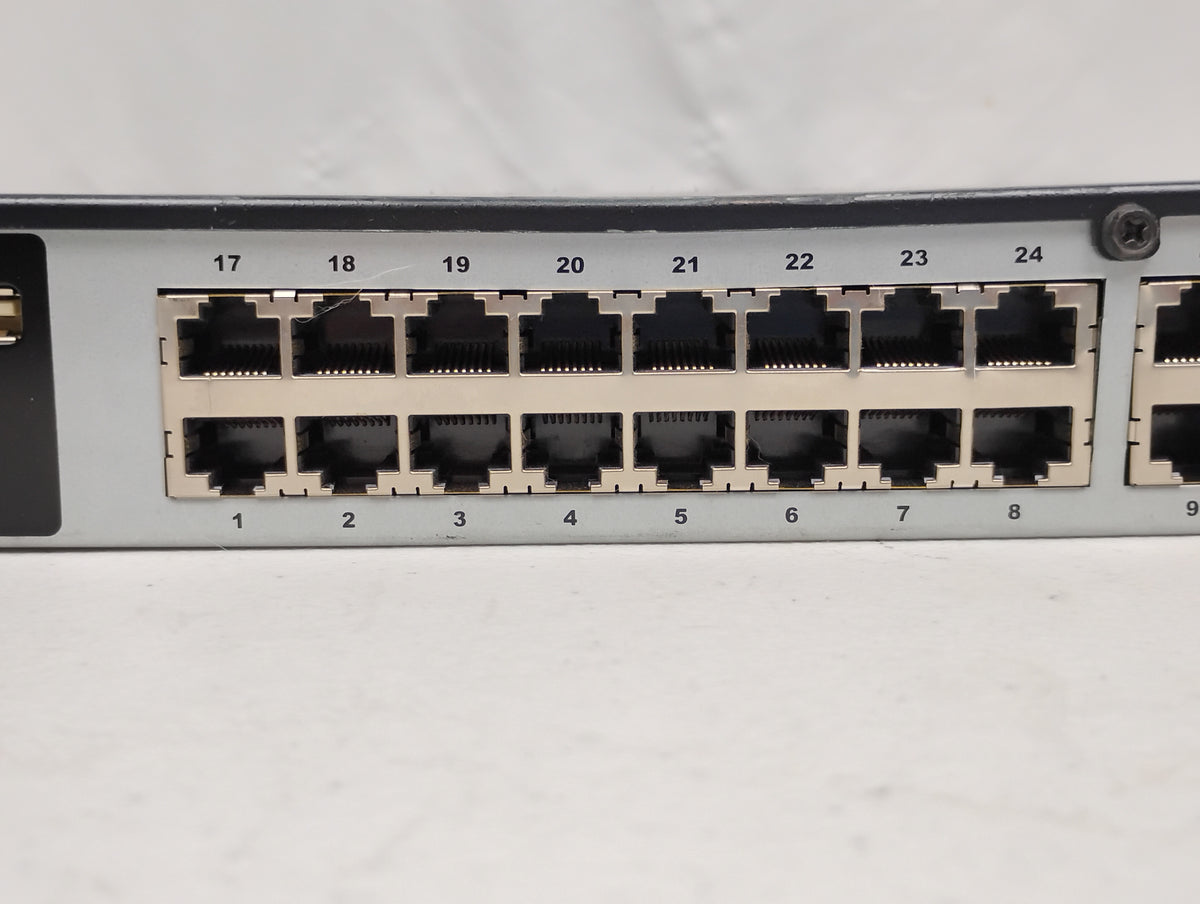ATEN Altusen KN2132 32-Port CAT 5 KVM Switch