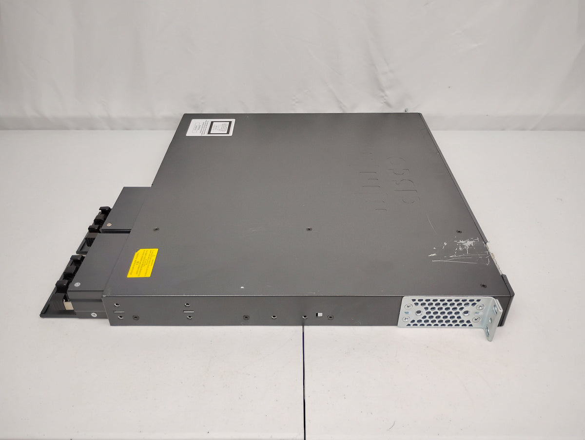 Cisco Catalyst 2960-XR Series WS-C2960X-48FPS-I 48 Port PoE+ Gigabit Switch & x2 PWR-C2-11025WAC PSUs