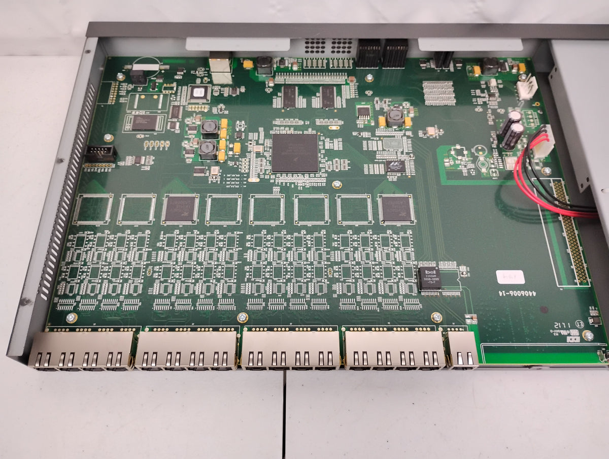 Perle IOLAN STS16 16-Port Secure Terminal Server