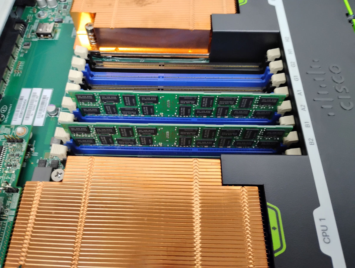 Cisco UCS C220 M3 High-Density Rack-Mount Server w/ Two Intel XEON Hexad Core E5-2640 @ 2.5GHz & 32GB RAM