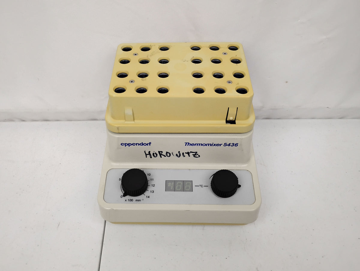 Eppendorf Thermomixer 5436 Incubator Shaker - Powers Up