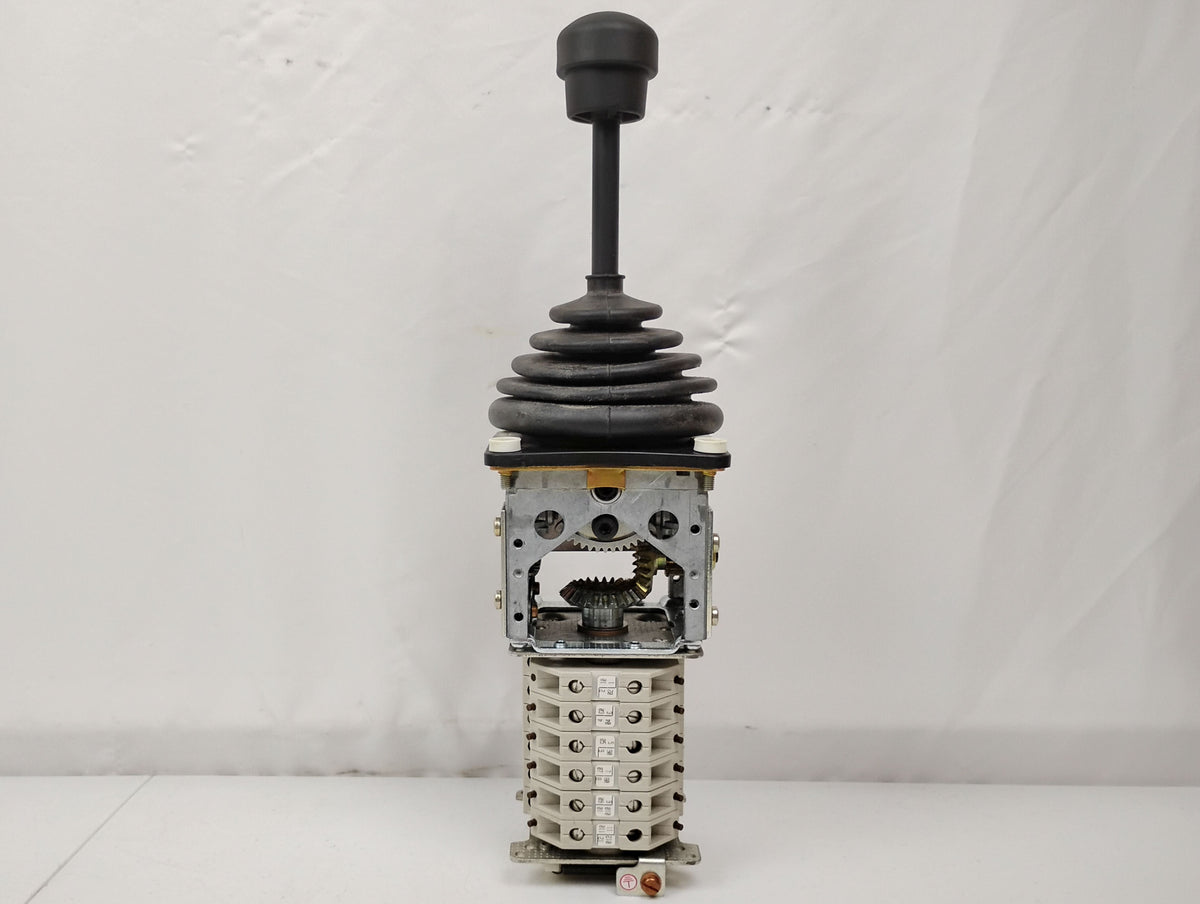 W. Gessman D-74211 060 5971/30-01 GMBH Industrial Joystick Controller | Gessman D-74211