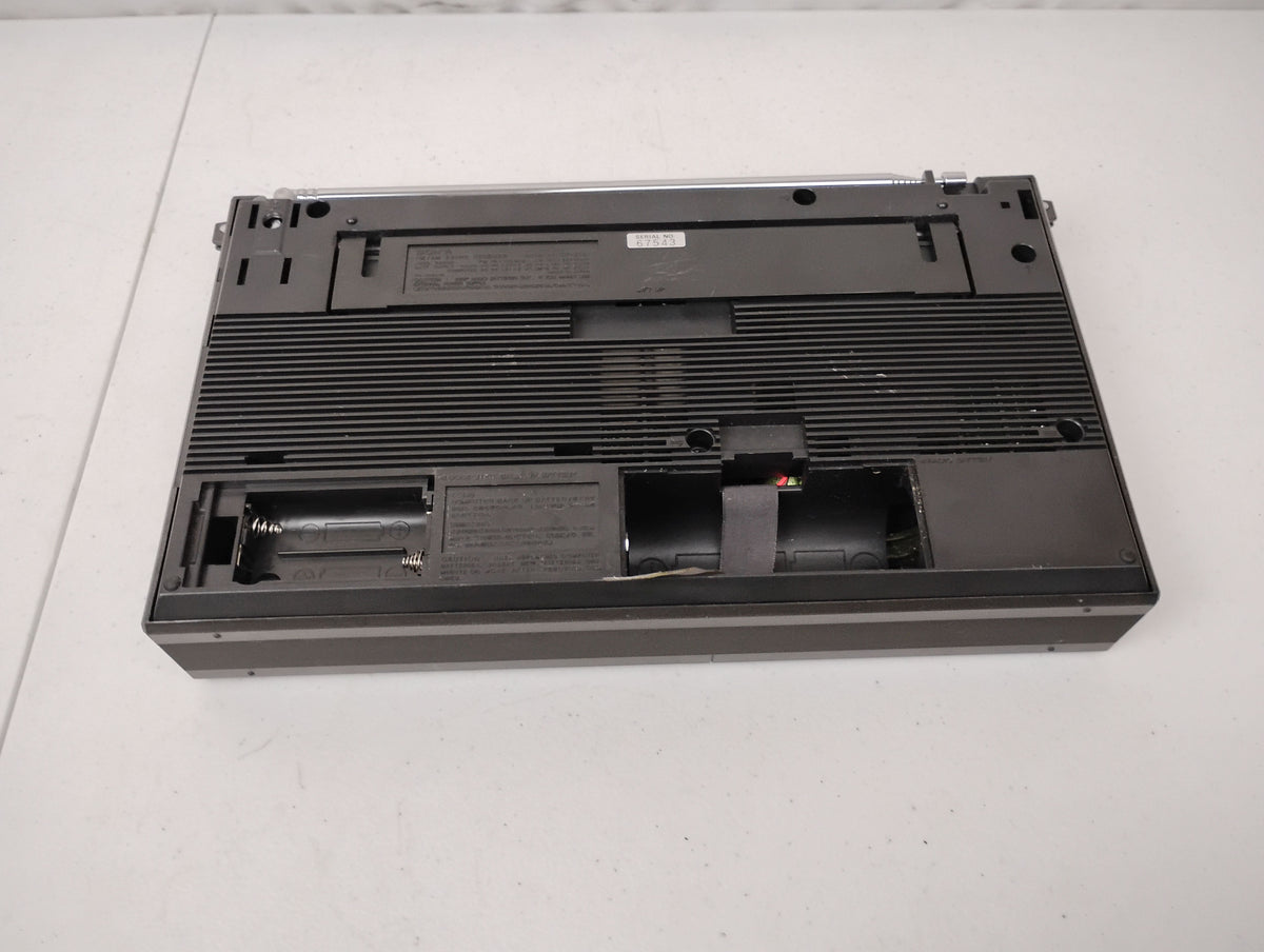 Sony ICF-2001D FM/AM Synthesized Radio Receiver