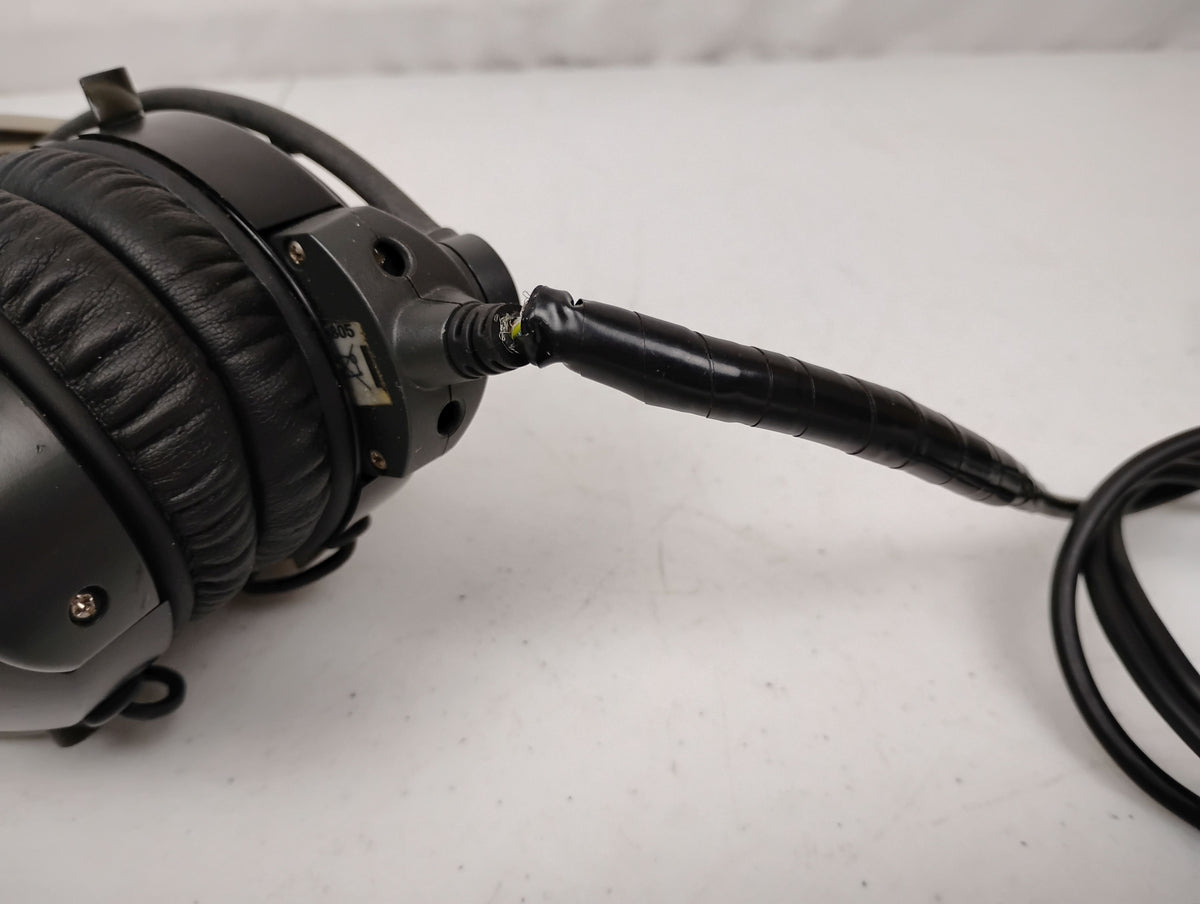 Bose A20 Aviation Headset w/ AHX-34-01 Cable Assembly