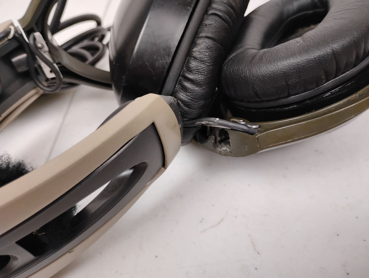 Bose A20 Aviation Headset w/ AHX-34-01 Cable Assembly
