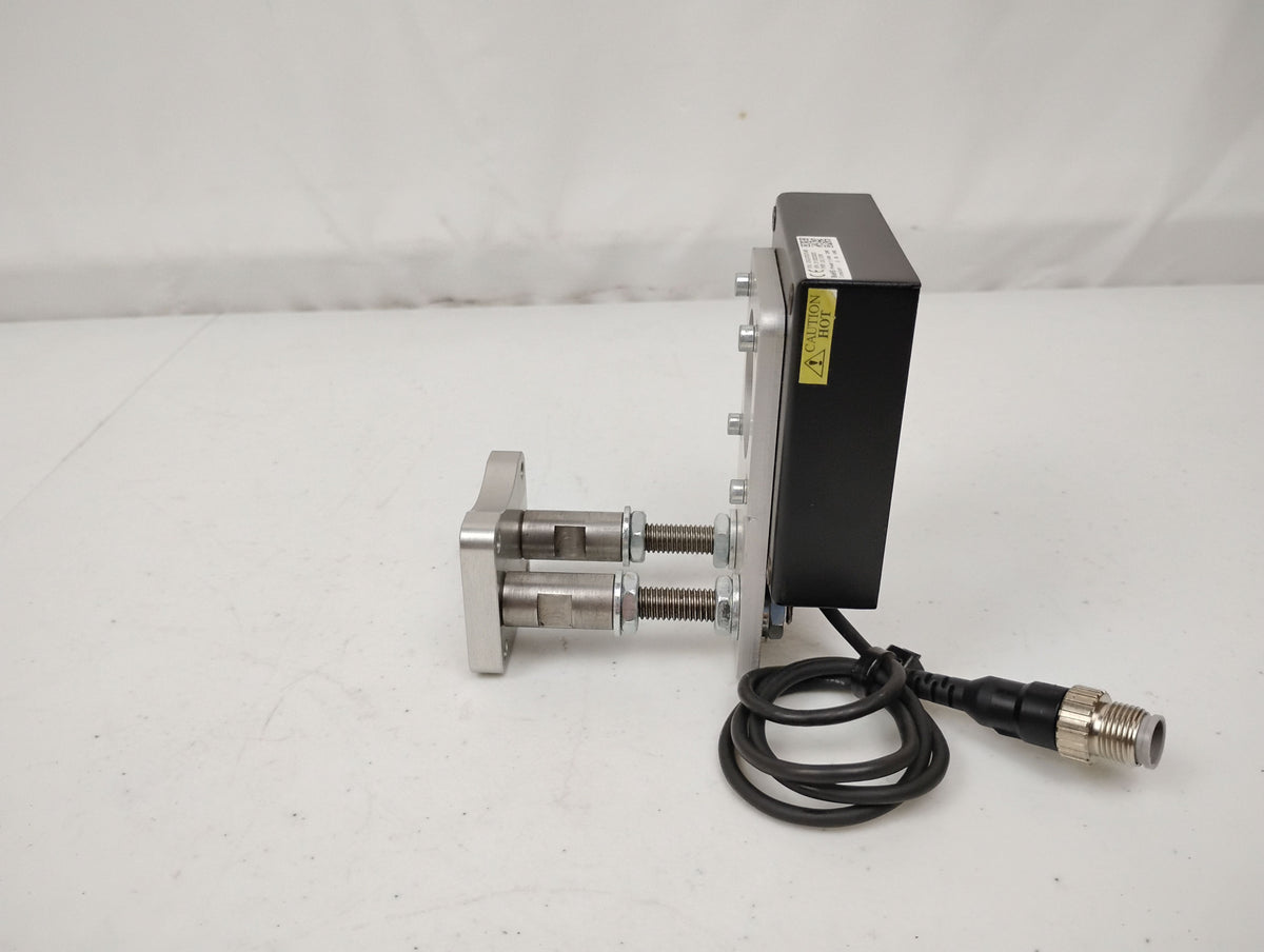 Omron CCSA-QSQ-070070-66 w/ Mount