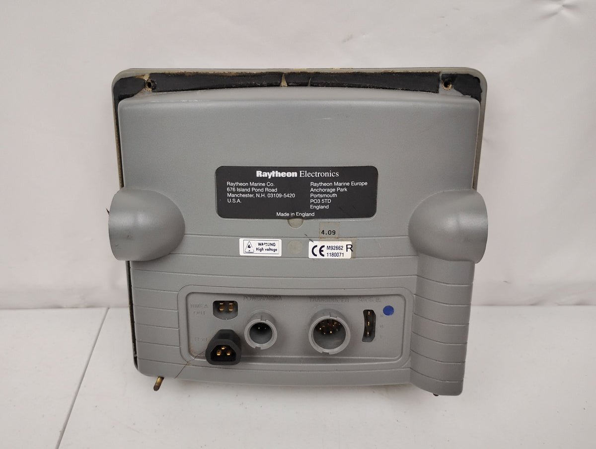 Raymarine Raytheon RL70 Radar Display Head Unit w/ Sun Cover | Sun Damaged