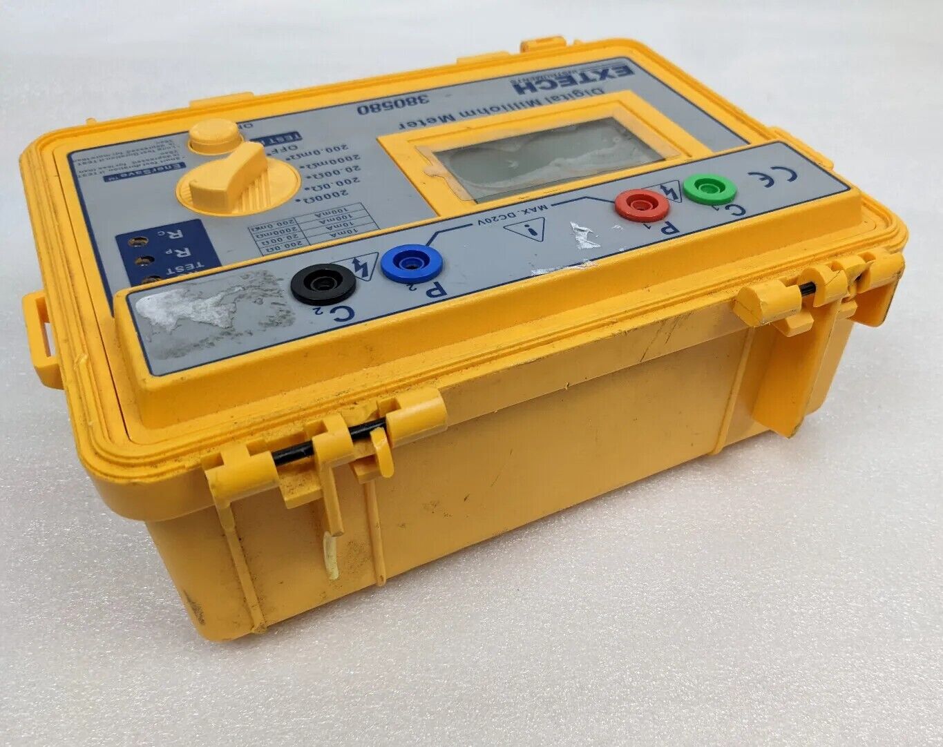 Extech 380580 Battery Powered MilliOhm Meter | 200M Ohms - 2000 Ohms