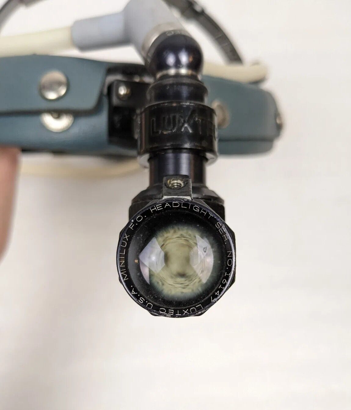Integra Luxtec Adjustable Surgical Headlamp Light Source Medical Head Lamp