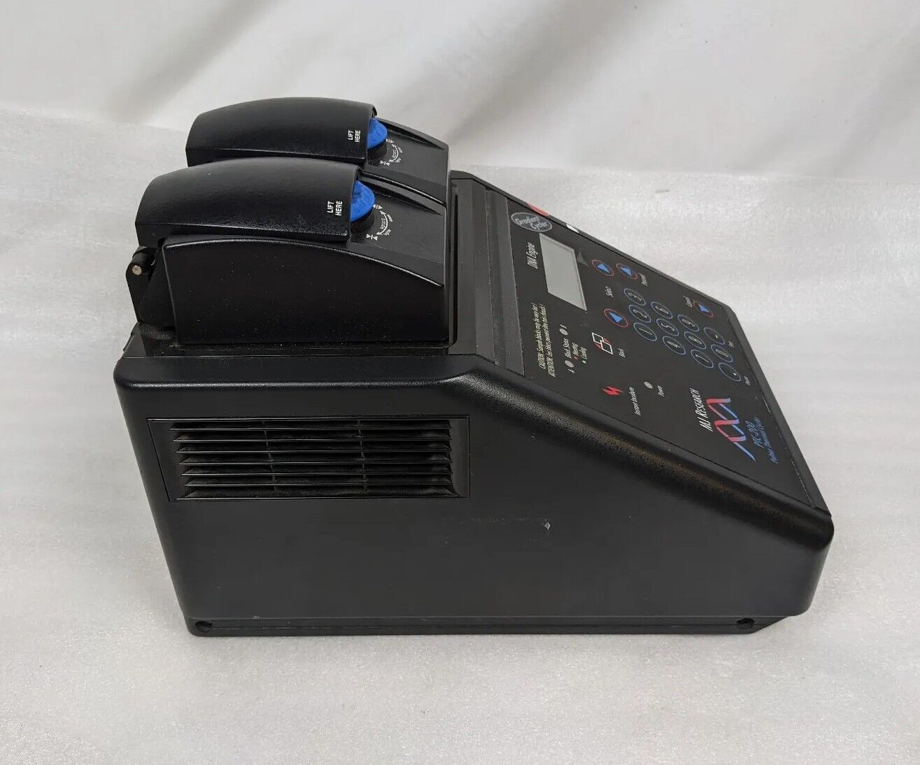 Bio-Rad MJ Research PTC-200 w/ Dual 48-Well Block 96 PCR Thermal Cycler