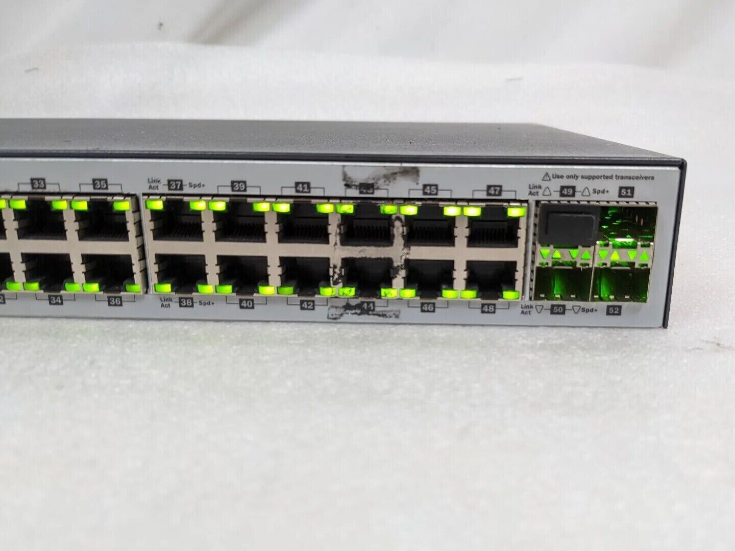 HP 1820-48G J9981A 48-Port Gigabit Network Switch