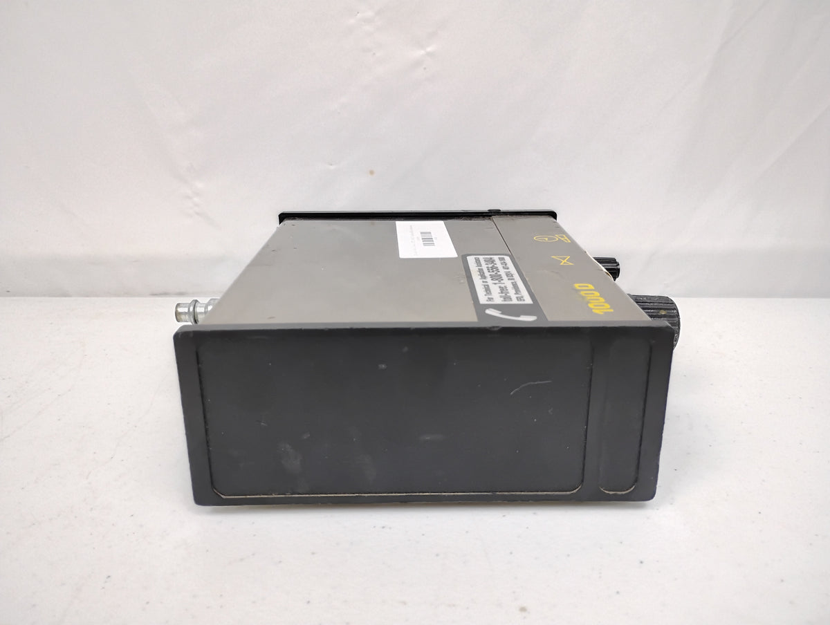 Electron Fusion Devices EFD 1000D Fluid Liquid Epoxy Adhesive Dispenser