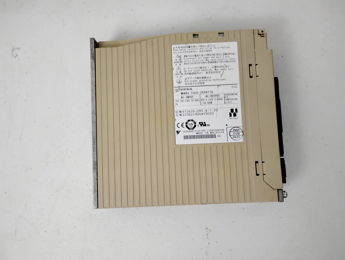 Yaskawa SGDV-2R8A11A 200V 400W 2.8A SERVOPACK