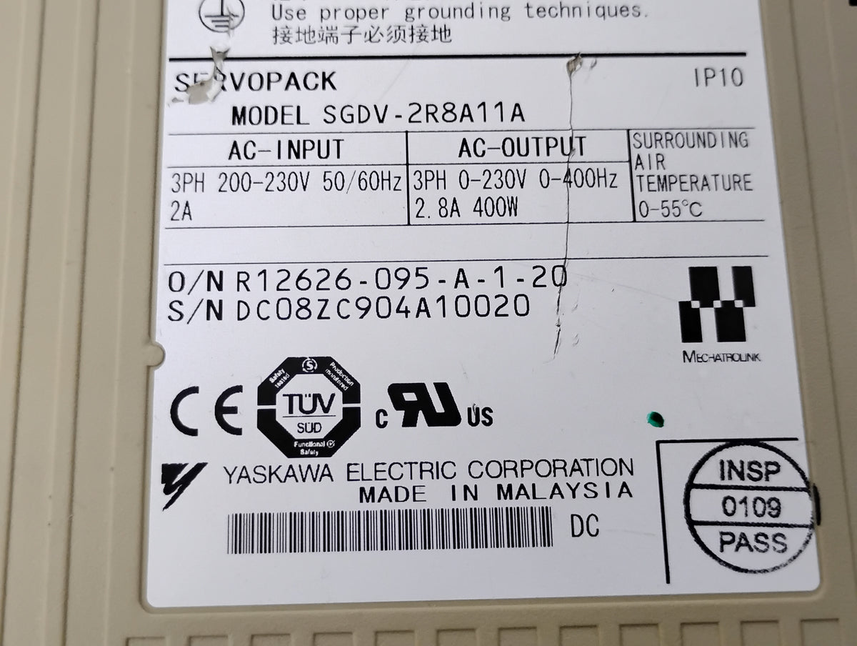 Yaskawa SGDV-2R8A11A 200V 400W 2.8A SERVOPACK