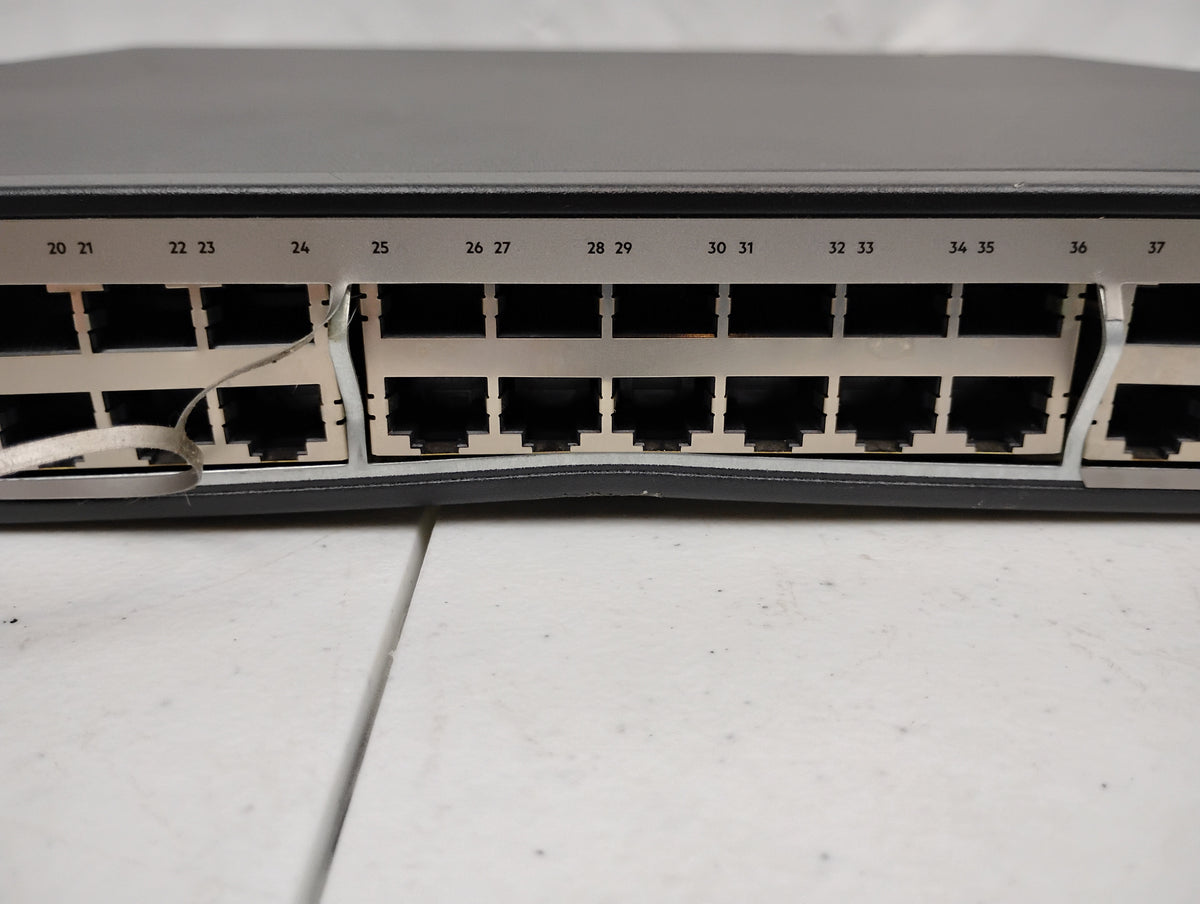HPE OfficeConnect JG963A 52-Port PoE Gig Switch | 1950-48G-2SFP+2XGT-POE+ 370W | Read