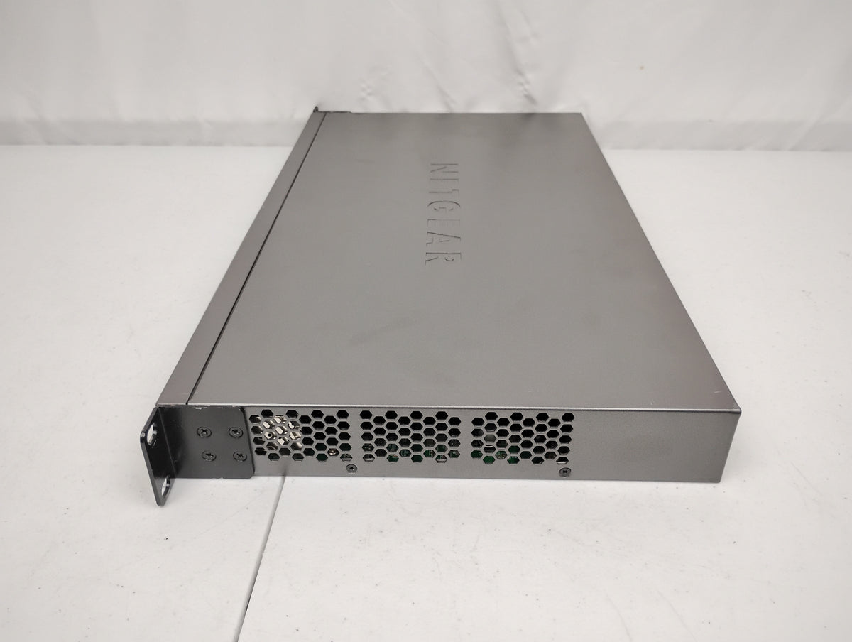 Netgear ProSafe GS752TXS 52-Port Gigabit Stackable Smart Switch