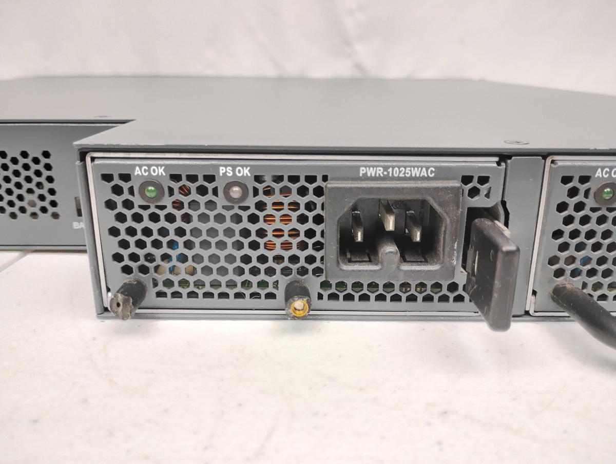 Extreme Networks 4950GTS-PWR+ 50-Port Ethernet Switch & x2 Power Supplies