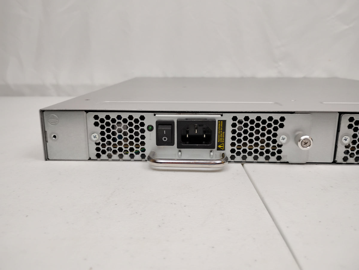 HP SN3000B 16GB 24-Port Active Fibre Channel Switch & x2 PSUs | P/N: QW983A