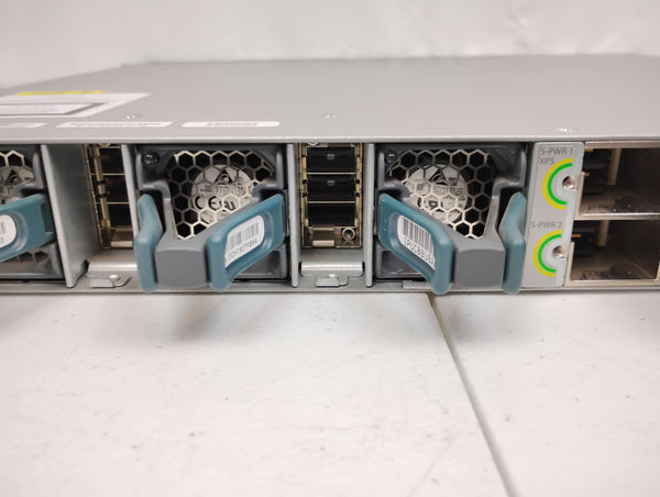 Cisco Catalyst WS-C3850-48P 48 Port PoE+ Gigabit Switch & x1 PWR-C1 1 100WAC PSU