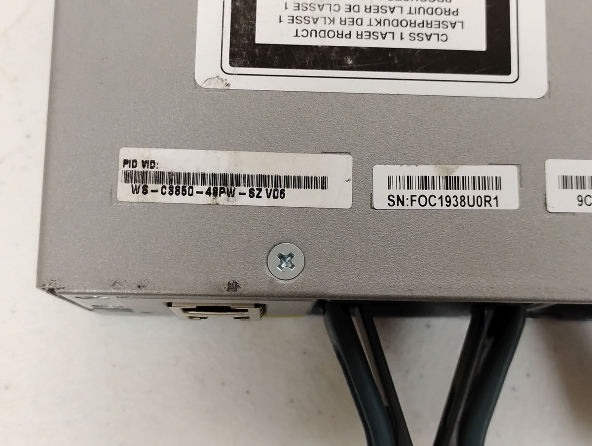 Cisco Catalyst WS-C3850-48P 48 Port PoE+ Gigabit Switch & x1 PWR-C1 1 100WAC PSU