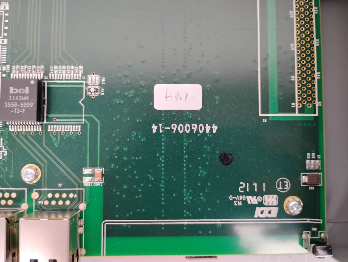 Perle IOLAN STS16 16-Port Secure Terminal Server