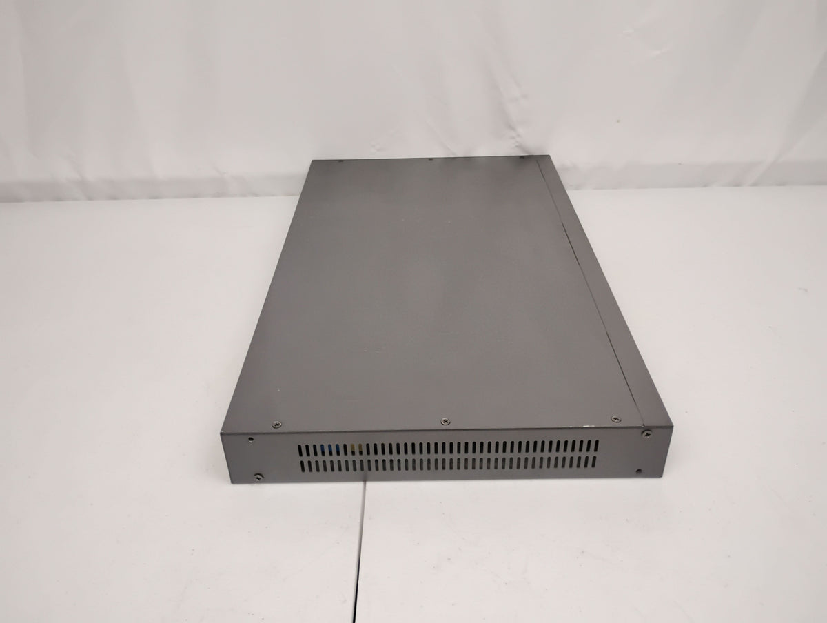 Perle IOLAN STS16 16-Port Secure Terminal Server