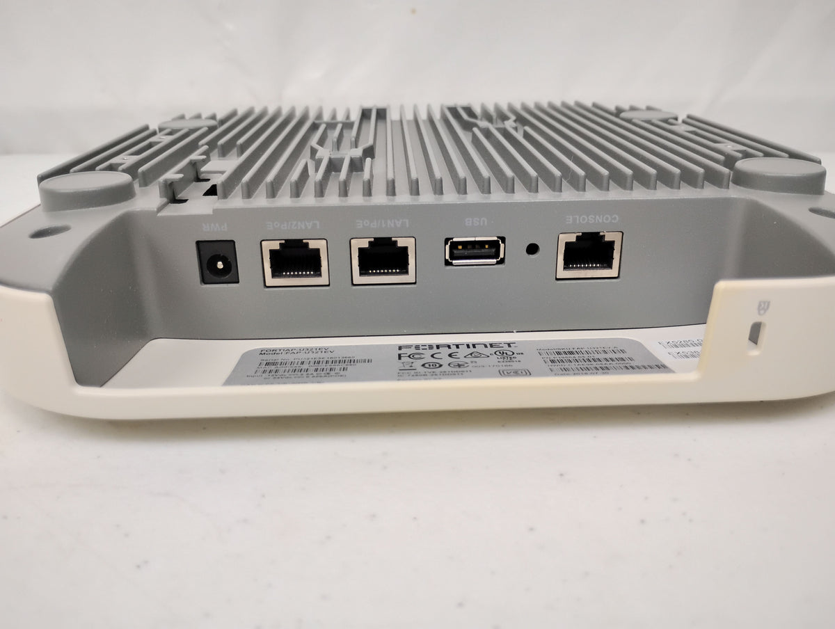 Fortinet FortiAP-U321EV-A Dual Radio 2.4 GHz or 5 GHz 3x3 MU-MIMO