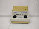 Eppendorf Thermomixer 5436 Incubator Shaker - Powers Up