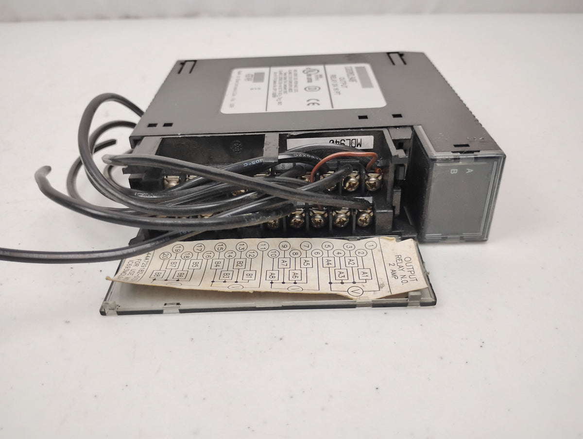 Fanuc IC693MDL940F Output Relay 2A 16PT