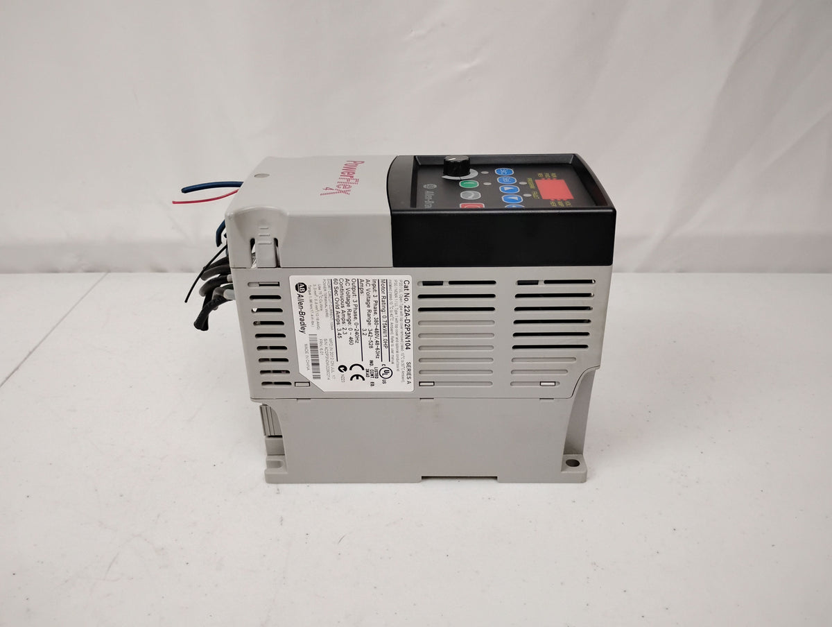Allen Bradley 22A-D2P3N104 Ser A Powerflex 1HP 4 AC Drive 3 Phase 0.75kW 380-480V
