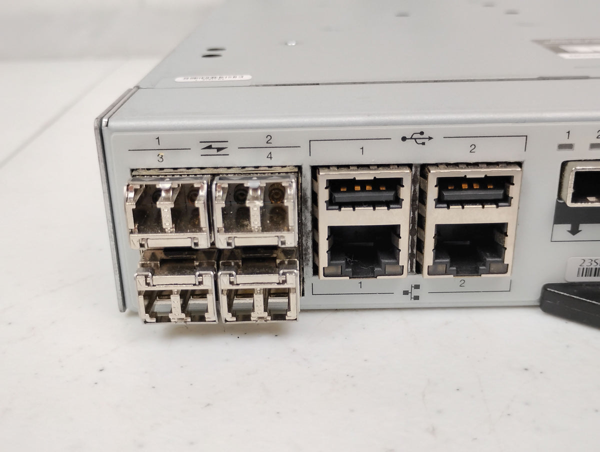 IBM 00L4647 00L4645 Storwize V7000 8GB FC SAN Controller Module