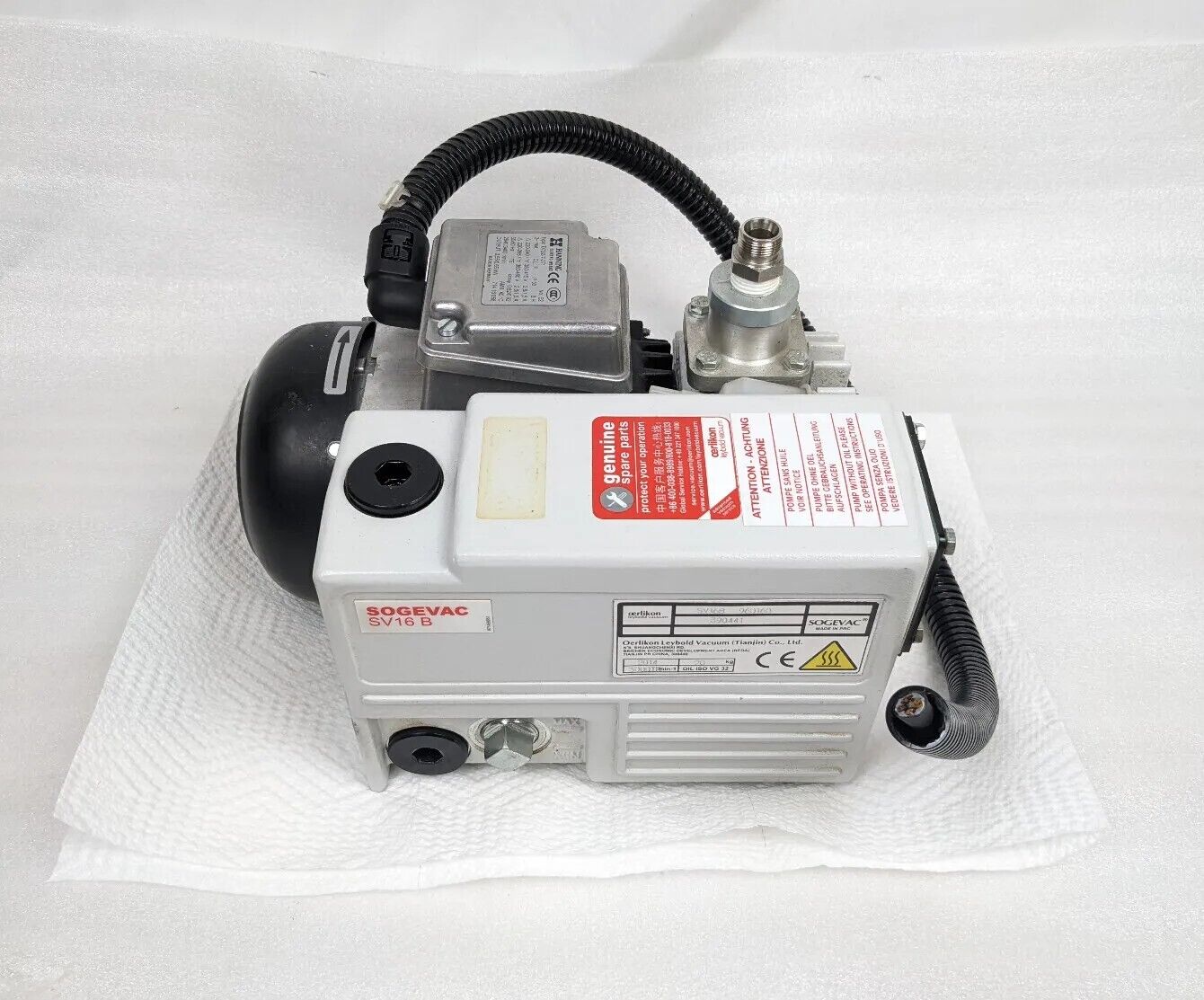 Oerlikon Leybold Sogevac SV16B Vacuum Pump | Cut Power Cord