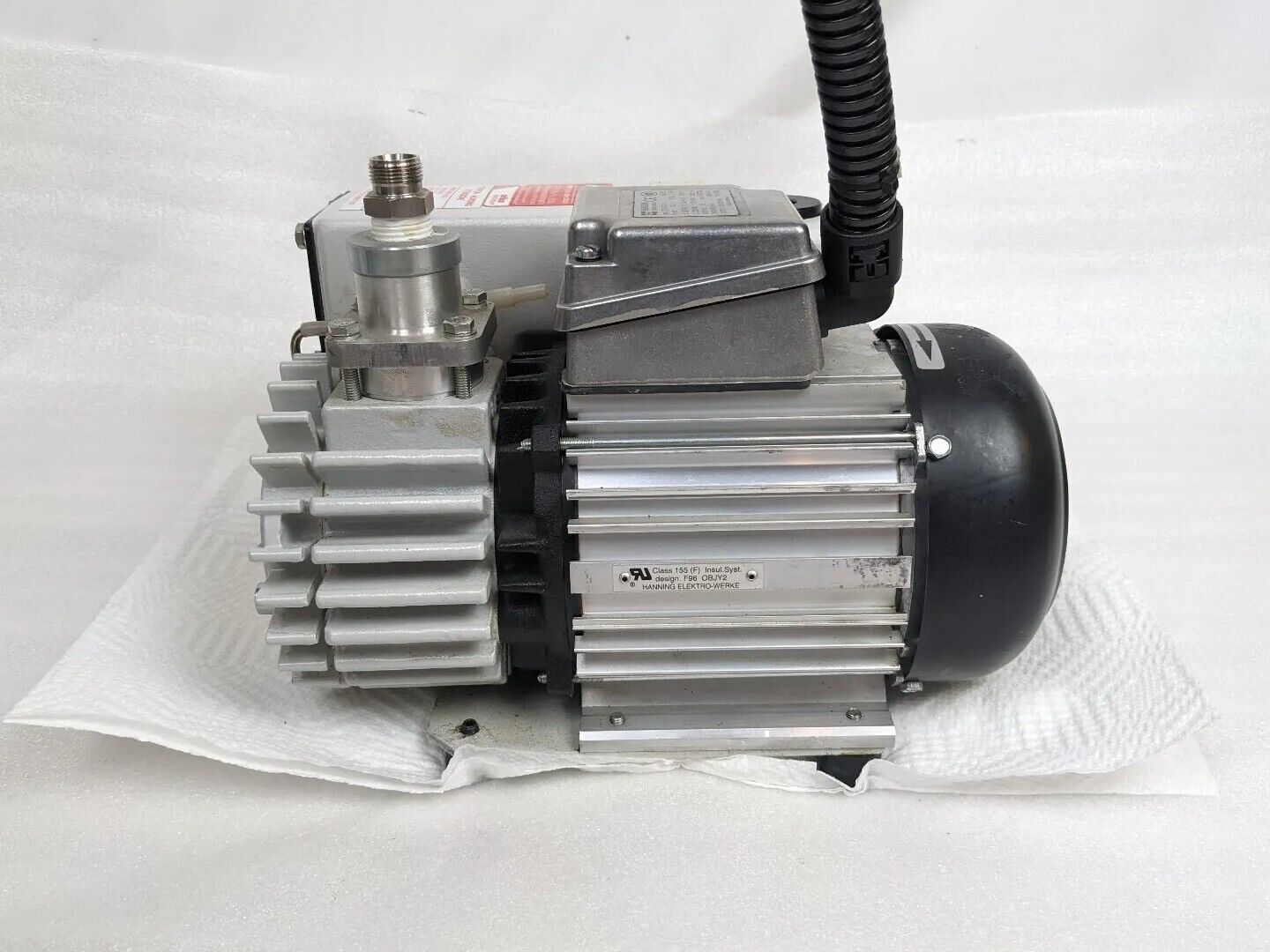 Oerlikon Leybold Sogevac SV16B Vacuum Pump | Cut Power Cord