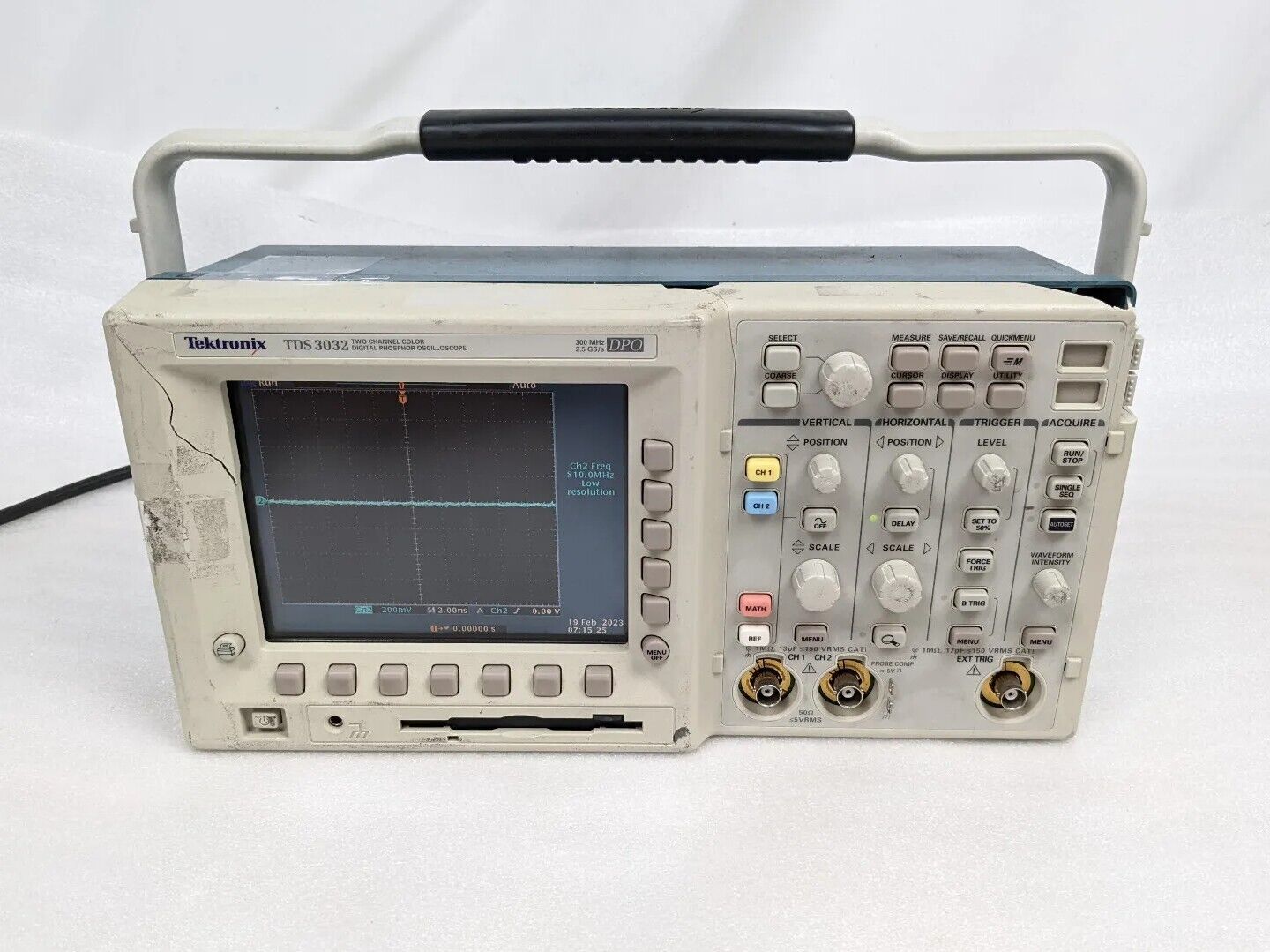 Tektronix TDS3032 2 Channel 300MHz 2.5 GS/s Digital Oscilloscope | Shell Damage