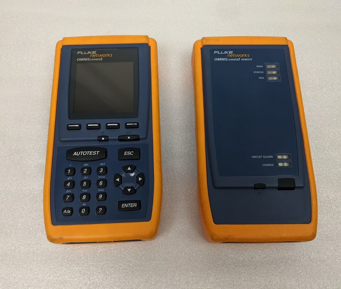 Fluke Networks OMNIScanner 2 Cat5 Cat5e Cat6 Certifier Tester Cable Analyzer Kit