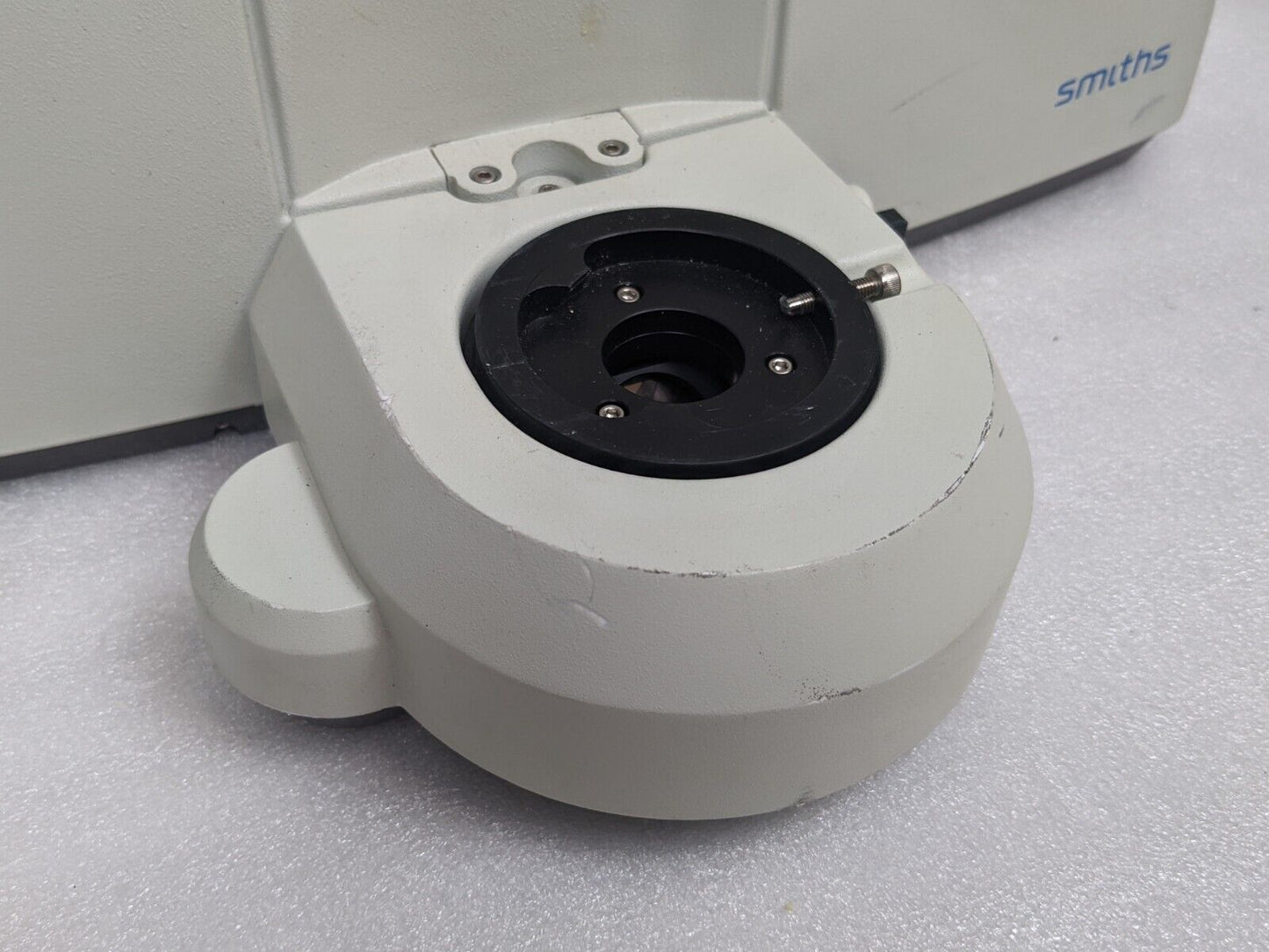 Smiths IlluminatIR II CST Infrared Microprobe Microscope (No Head)