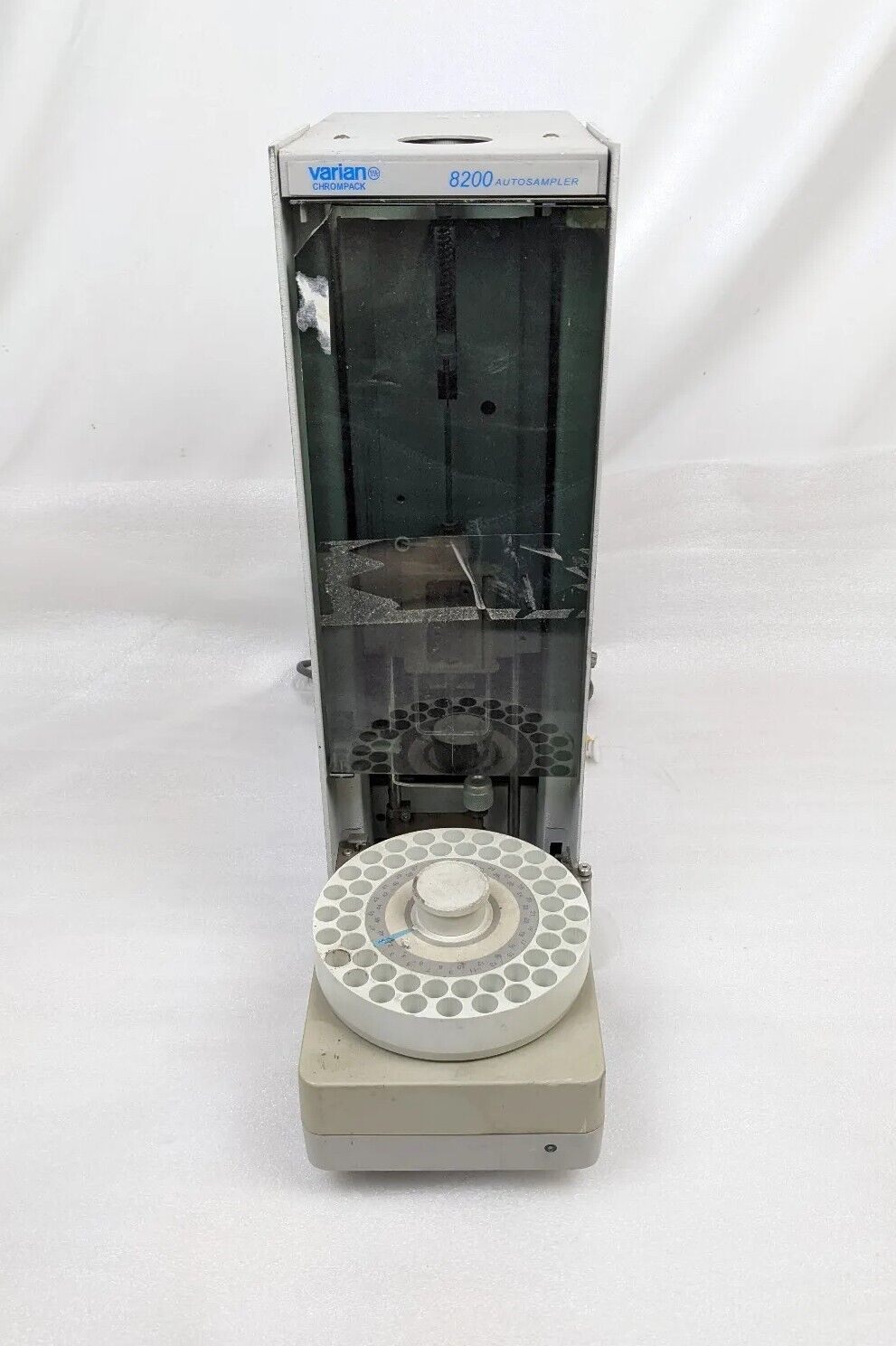 Varian 8200 Autosampler Chromatography System | Does Power Up