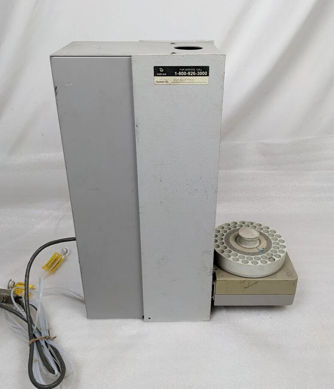 Varian 8200 Autosampler Chromatography System | Does Power Up