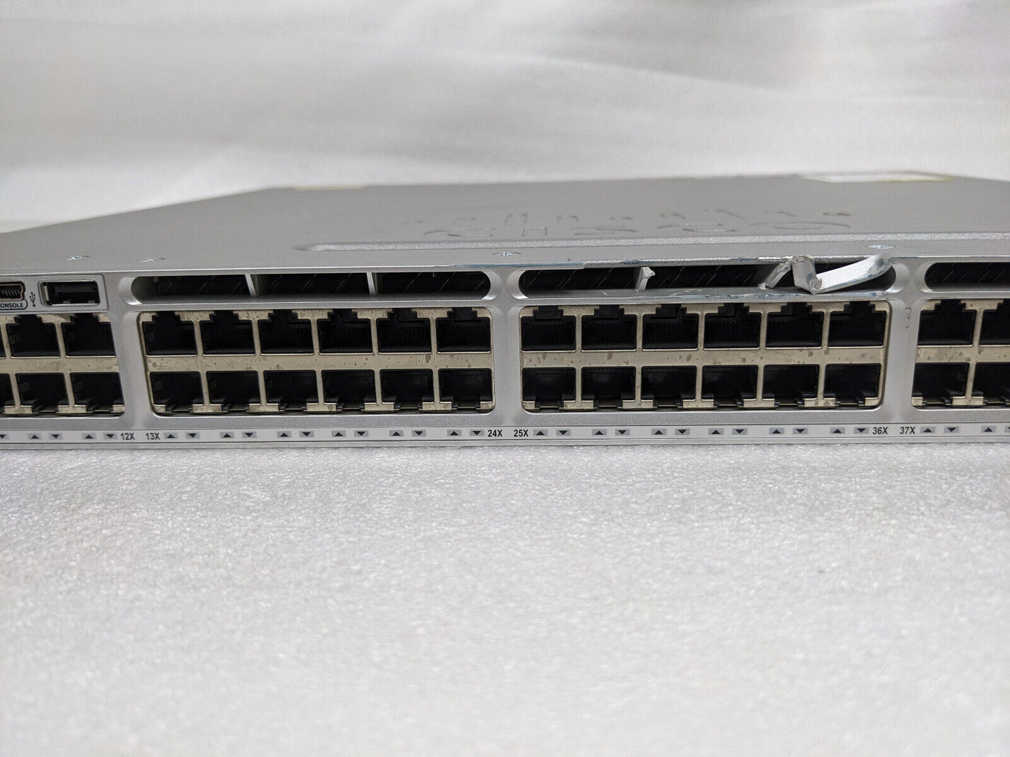 Untested | Cisco Catalyst WS-C3850-48PW-SZ 48 Port PoE+ Gigabit Switch