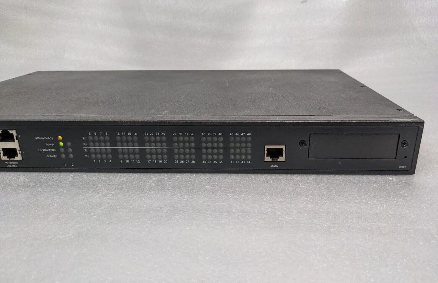 Perle IOLAN SCS48C DAC 48 port Dual AC Dual Gigabit Ethernet Ports | 04030750