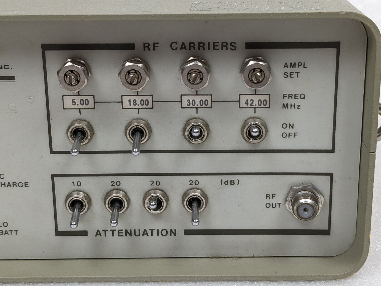 Applied Instruments 5112 Multi Carrier Signal Generator