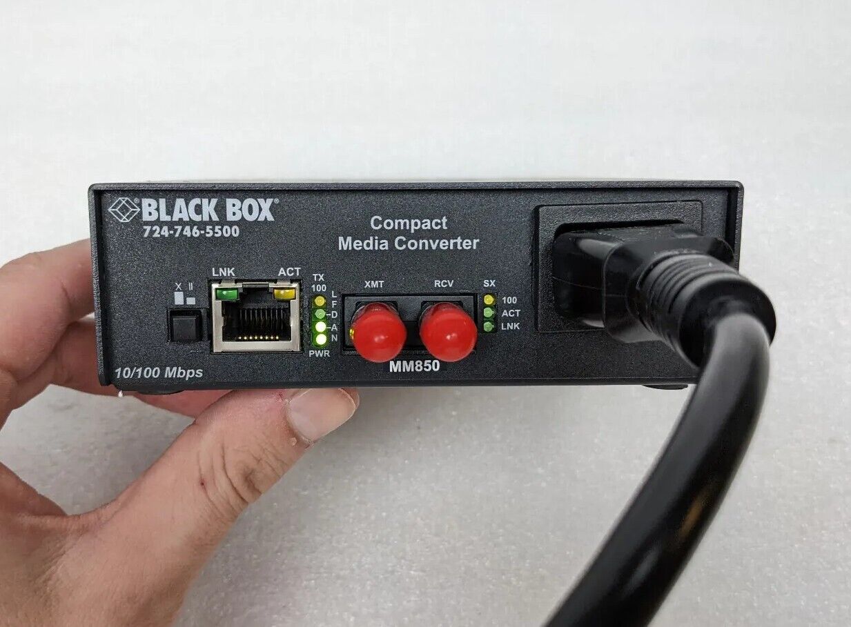 Black Box LMC7001A-R4 Compact Media Converter | MM850 10/100