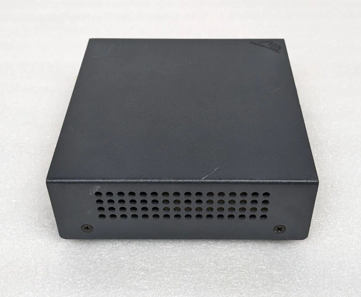 Black Box LMC7001A-R2 Compact Media Converter 10/100Mbps