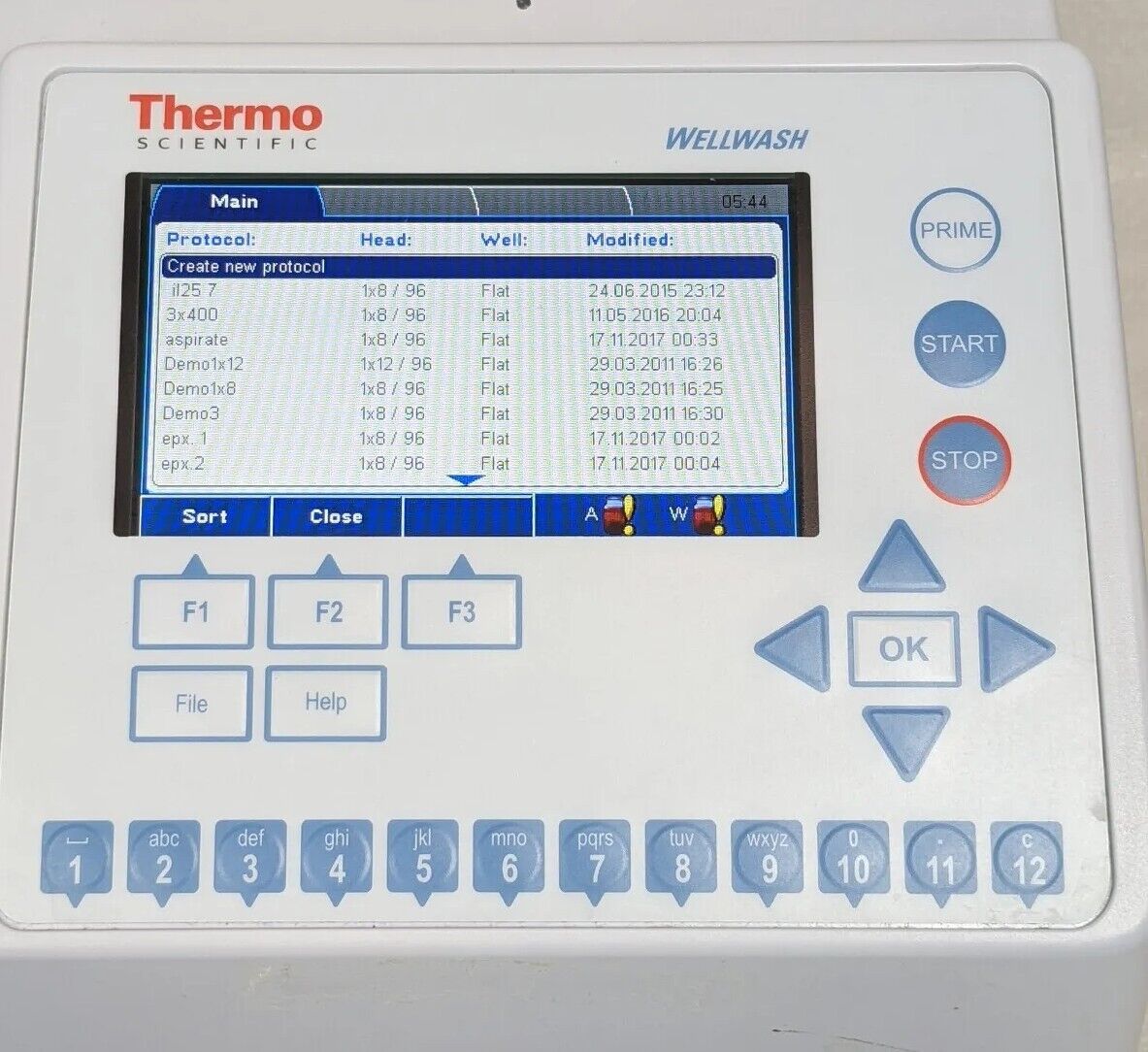 Thermo Scientific Versa Wellwash Microplate Washer Type: 888 5165010