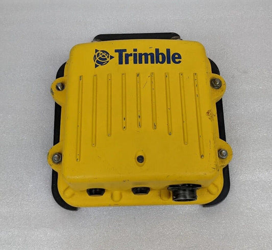 Trimble SNR934 Series | 900-2400 MHz Grade Control Machine Radio Connected Site