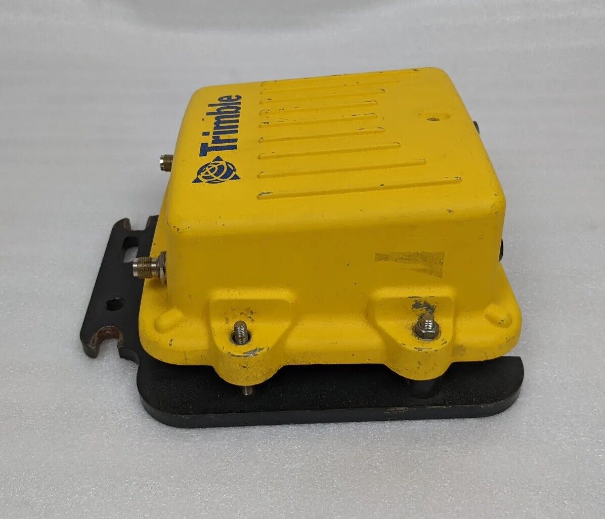 Trimble SNR934 Series | 900-2400 MHz Grade Control Machine Radio Connected Site