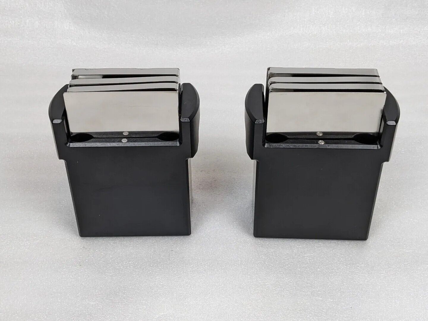 Lot of 2 Thermo Scientific 75015679 Centrifuge Buckets w/ 75015686 Card Holders