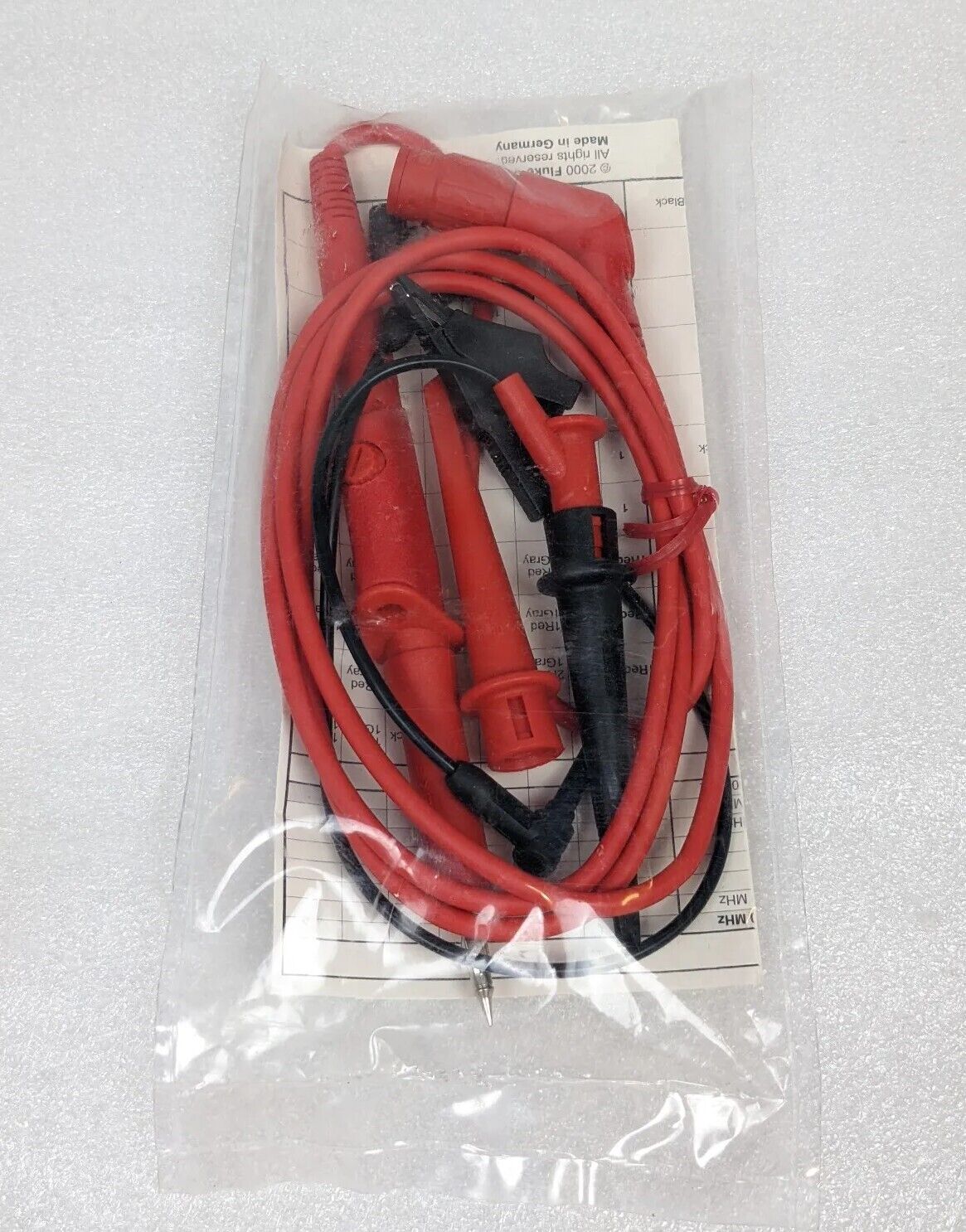 Fluke VPS200-R 10:1 Voltage Probe Set Red | 200MHz