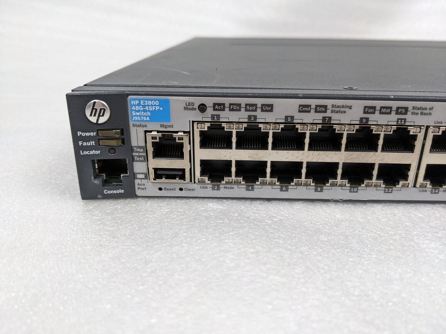 HP E3800 J9576A 48G-4SFP 48-Port Switch w/ x1 J9581A Power Supply